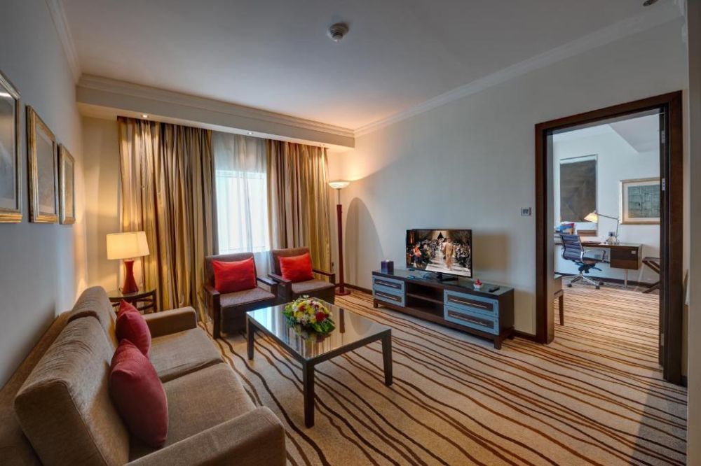 One Bedroom Suite, Radisson Blu Hotel Barsha Heights (Ex. Media Rotana) 5*
