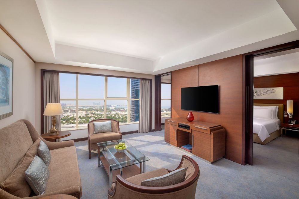 Executive Suite, Grand Millennium Dubai 5*