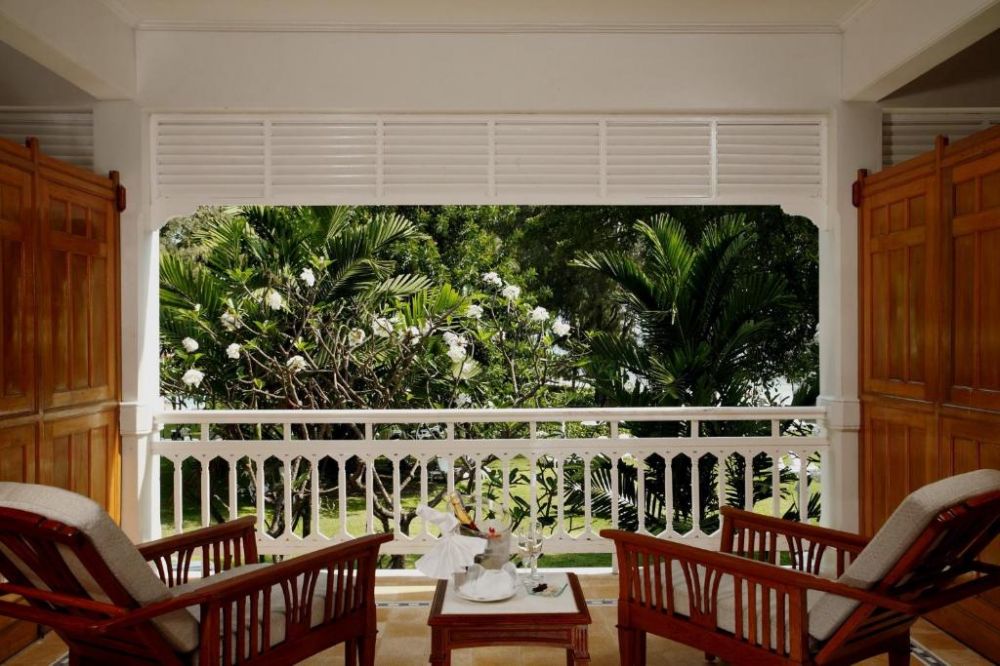 Family Room/ Pool Terrace, Centara Grand Beach Resort Hua Hin 5*
