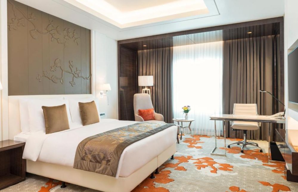 Guest Room, Radisson Blu Hotel Ajman 5*
