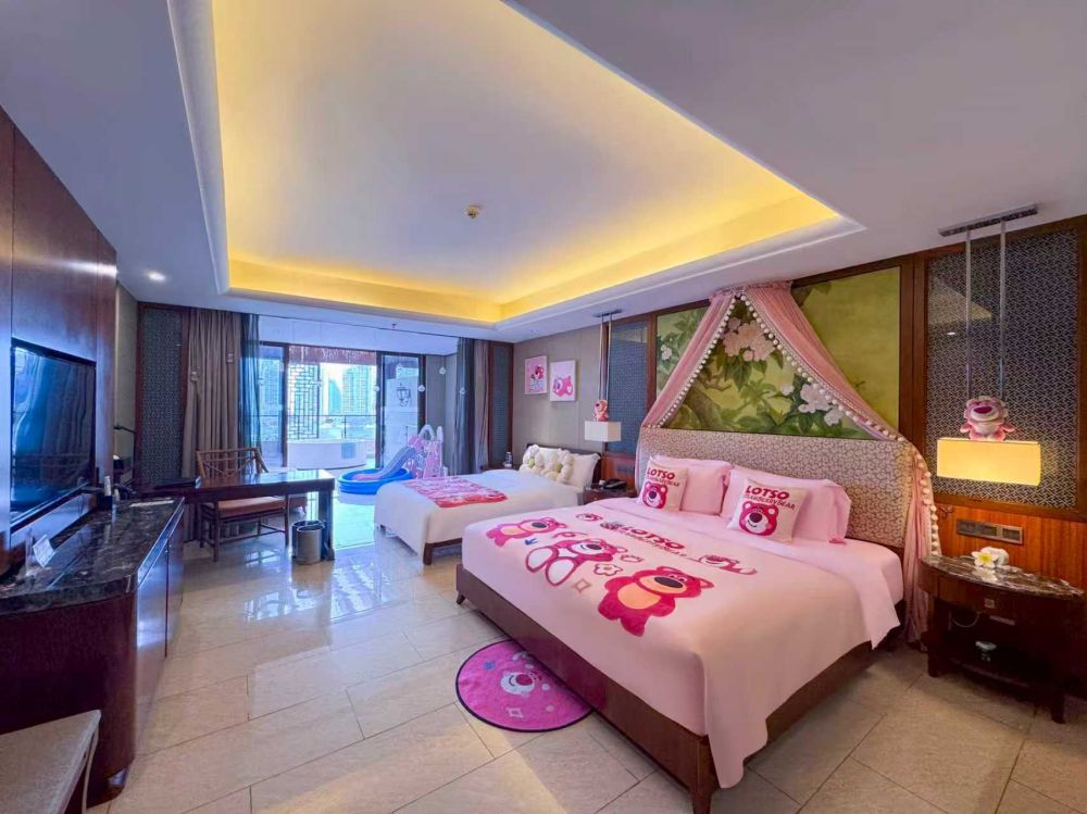 Sea View Family Room, Four Seasons Ocean Courtyard 4*