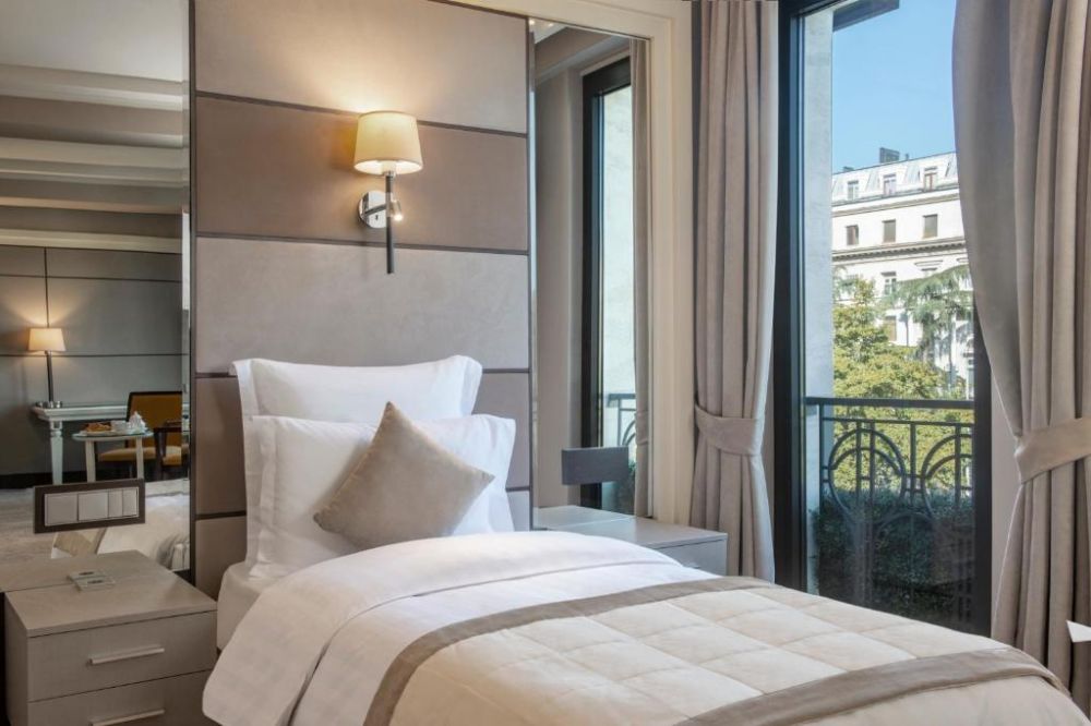Executive Triple Room (New Building), Ambassadori Tbilisi 5*