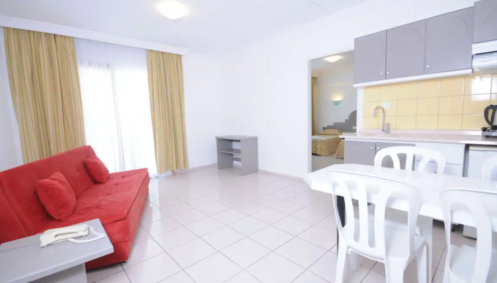 One Bedroom Apart Road/ Pool View, Kocer Club Apart 3*