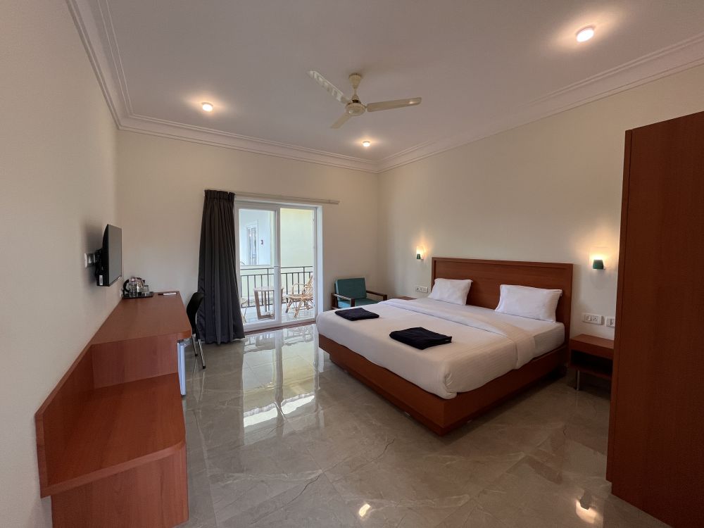 Deluxe, Morjim Sunset 3*
