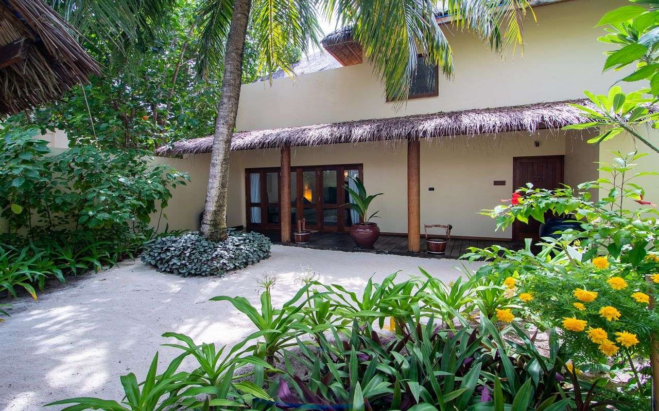 3 Bedroom Beach Residence with Private Pool, V Villas Maldives At Mirihi (ex. Mirihi Island Resort) 5*