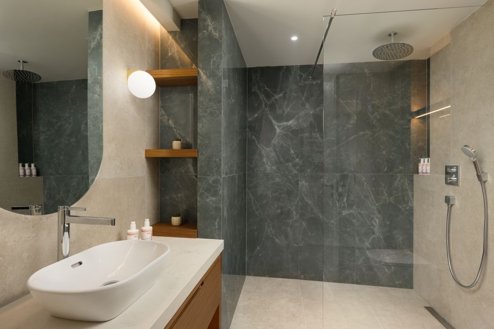 Superior Room With One King Bed, Mövenpick Hotel & Residences Teuta Kotor Bay 5*