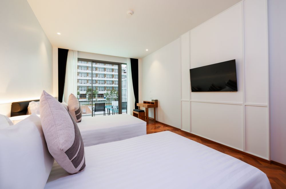 Deluxe Room PV/SV, Patong Beach Hotel 4*