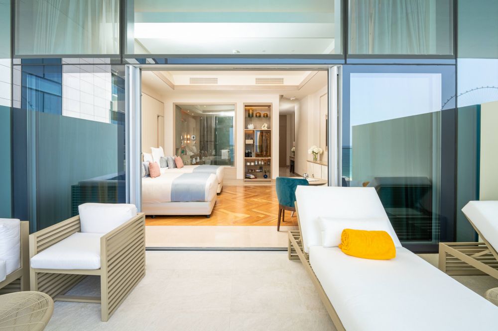 Luxe Sea View, Five Luxe JBR 5*