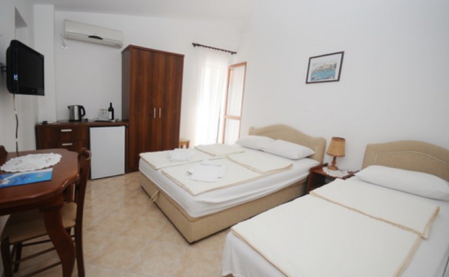 Dbl+Extra Bed, Jelena 27 3*
