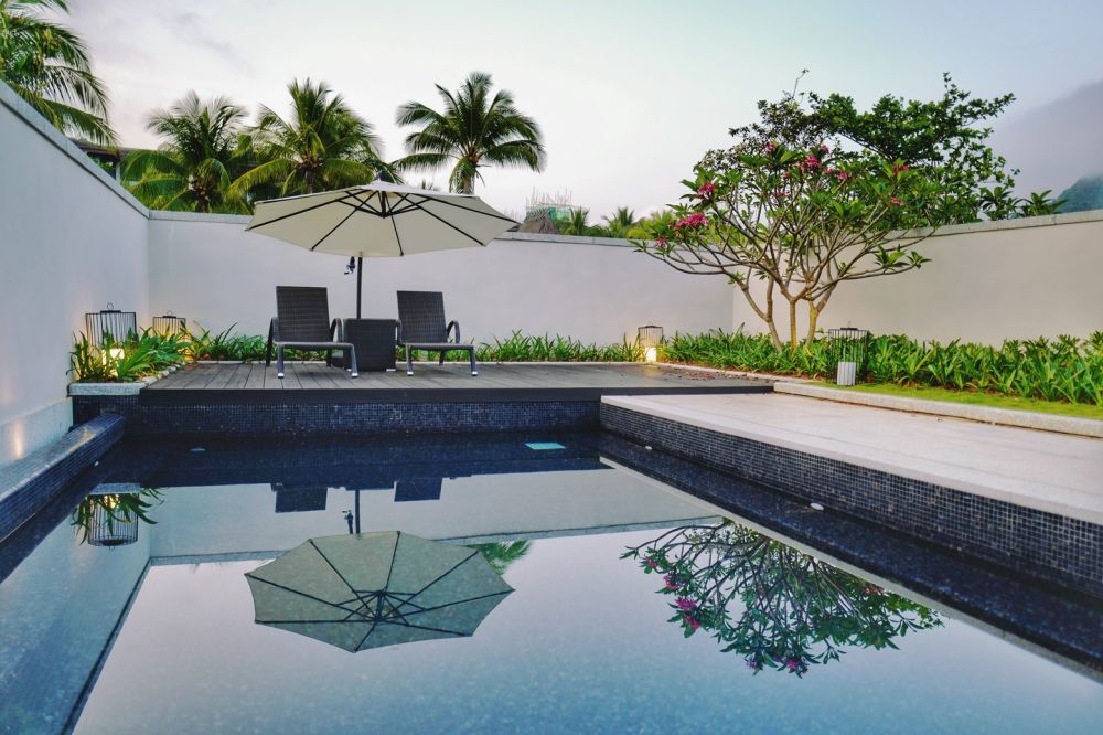 Luxury Pool Villa with 3 bedrooms, Le Meridien Shimei Bay Beach Resort & Spa 5*