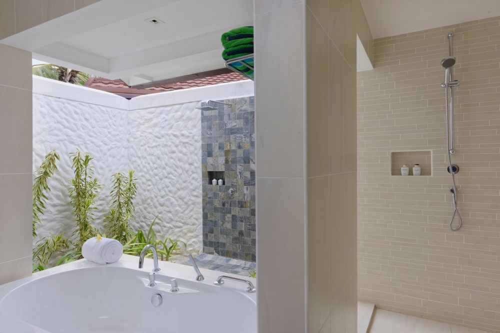 Deluxe Pool Villa, Niva Kurumba Maldives (ex. Kurumba Maldives) 5*