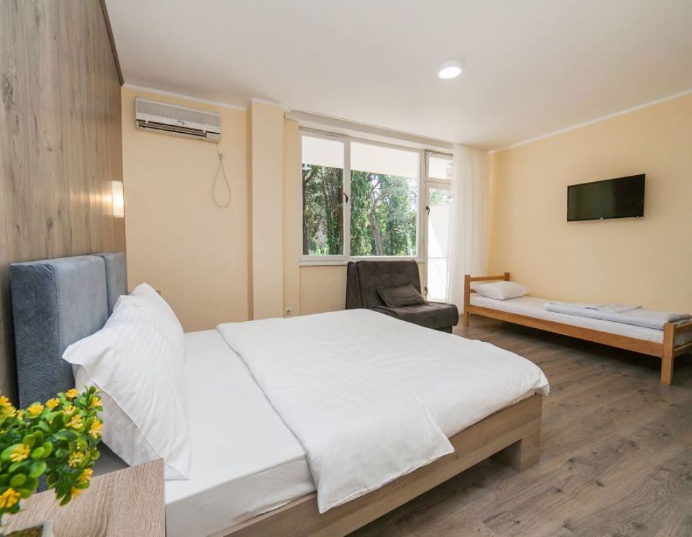 DBL Sea Side, Park 3*