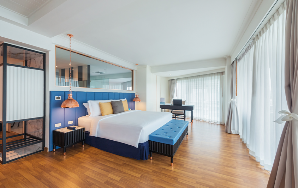 Panoramic Ocean View Suite, Cruise Hotel (The) (ex. A-One The Royal Cruise Hotel) 4*