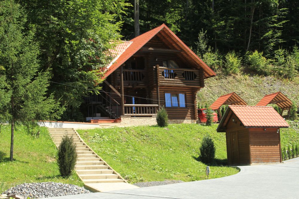 Family Junior Suite with Fireplace (Borzhava Cottage), Озеро Vita 