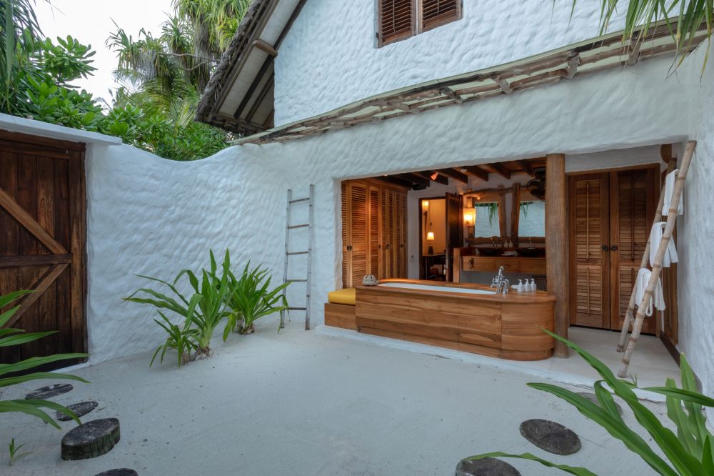 1 Bedroom Villa Crusoe with Pool, Soneva Fushi 5*