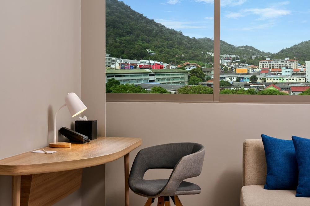 Superior Room with Mountain View, Mercure Phuket Patong Journeyhub (ex. Journeyhub Phuket Patong) 4*
