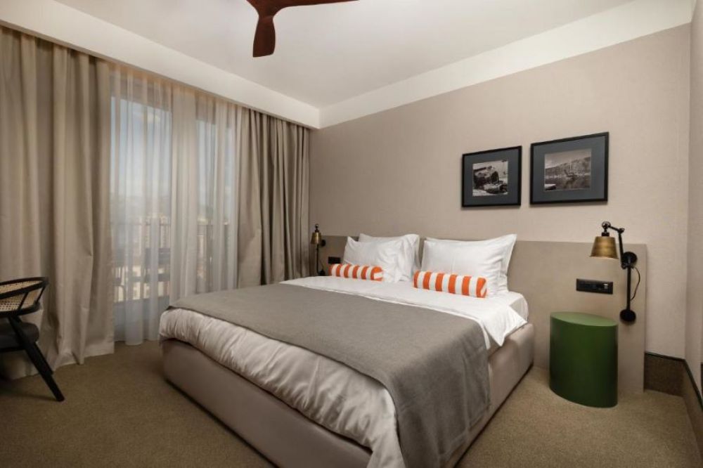 Standard, Infinity Hotel & More 4*