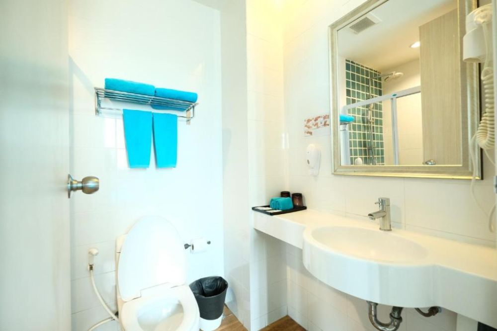 Studio Room, Sunday Beachfront View Jomtien Pattaya (ex. D@Sea Hotel) 3*