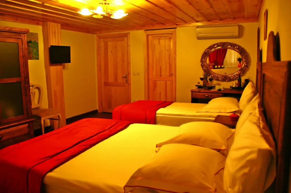 Quadruple Room, Divas Hotel 3*