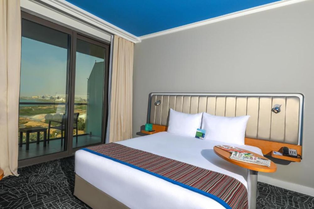 Suite with Balcony and Sea View, Yas Plaza Bay by IHG (ex. Park Inn by Radisson Abu Dhabi Yas Island) 4*