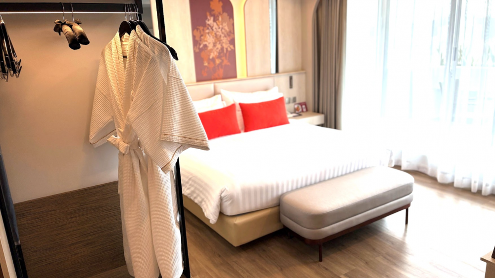 Junior suite terrace (king bed), Centre Point Hotel Pratunam 4*