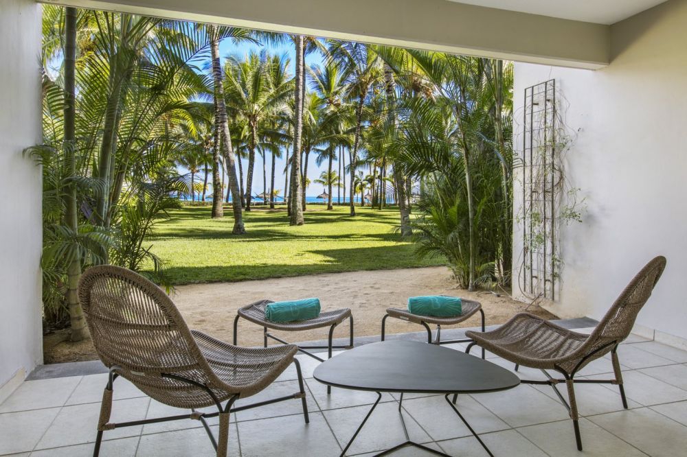 Deluxe/Deluxe Ground Floor, Victoria Beachcomber Resort & SPA 4*