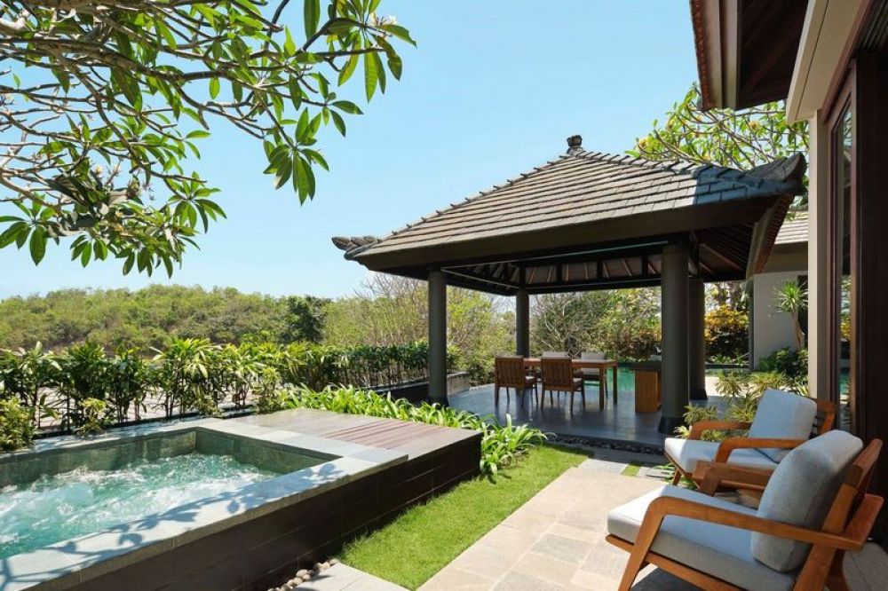 Two Bedroom Tropical Pool Villa, Umana Bali, LXR Hotels & Resorts 5*