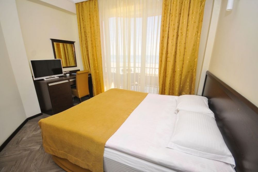 Standard DBL/TRPL Sea View and Balcony (Block A-B), Neptun 3*