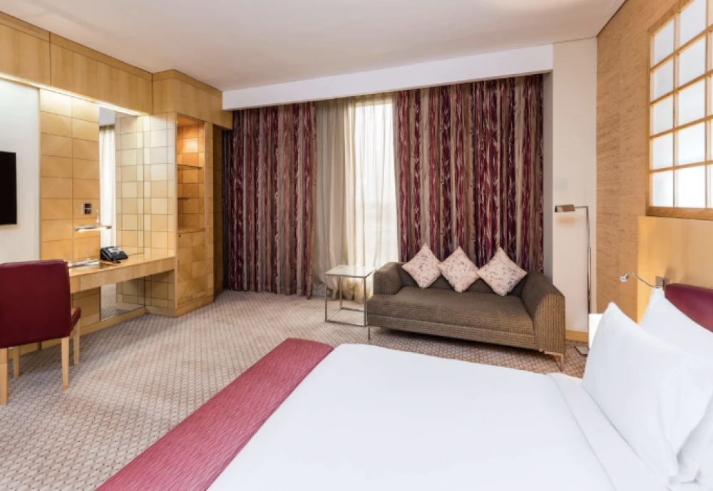 Junior Suite, Radisson Blue Hotel Doha 5*