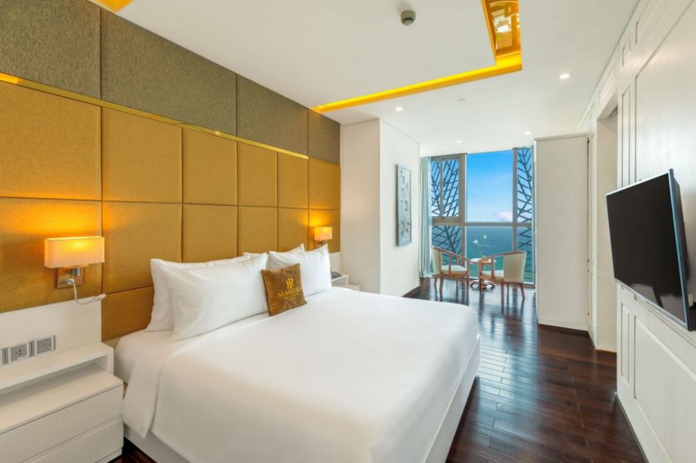 Mandila Family, Mandila Beach Hotel 3+