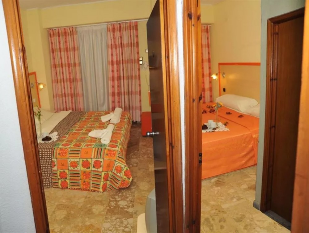 Standard Room Surroundings/ Garden or Pool View, Olympic Kosma Hotel 3*