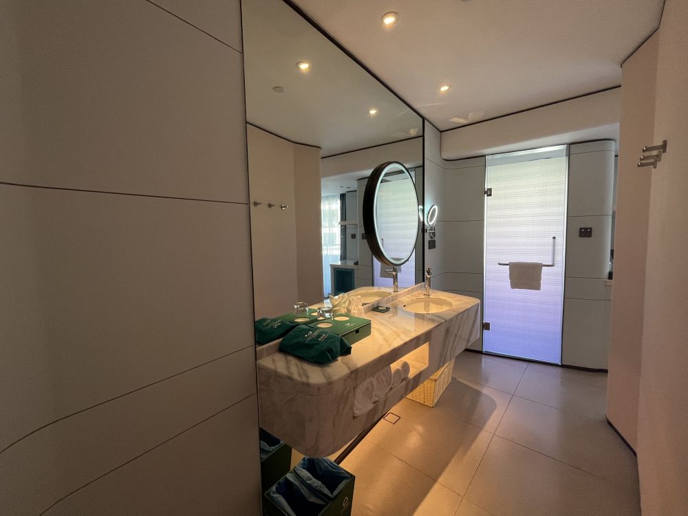 Garden-view Family Room, Pearl River Garden 5*