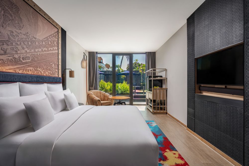 Standard Pool Access, Hotel Indigo Phuket Patong 5*