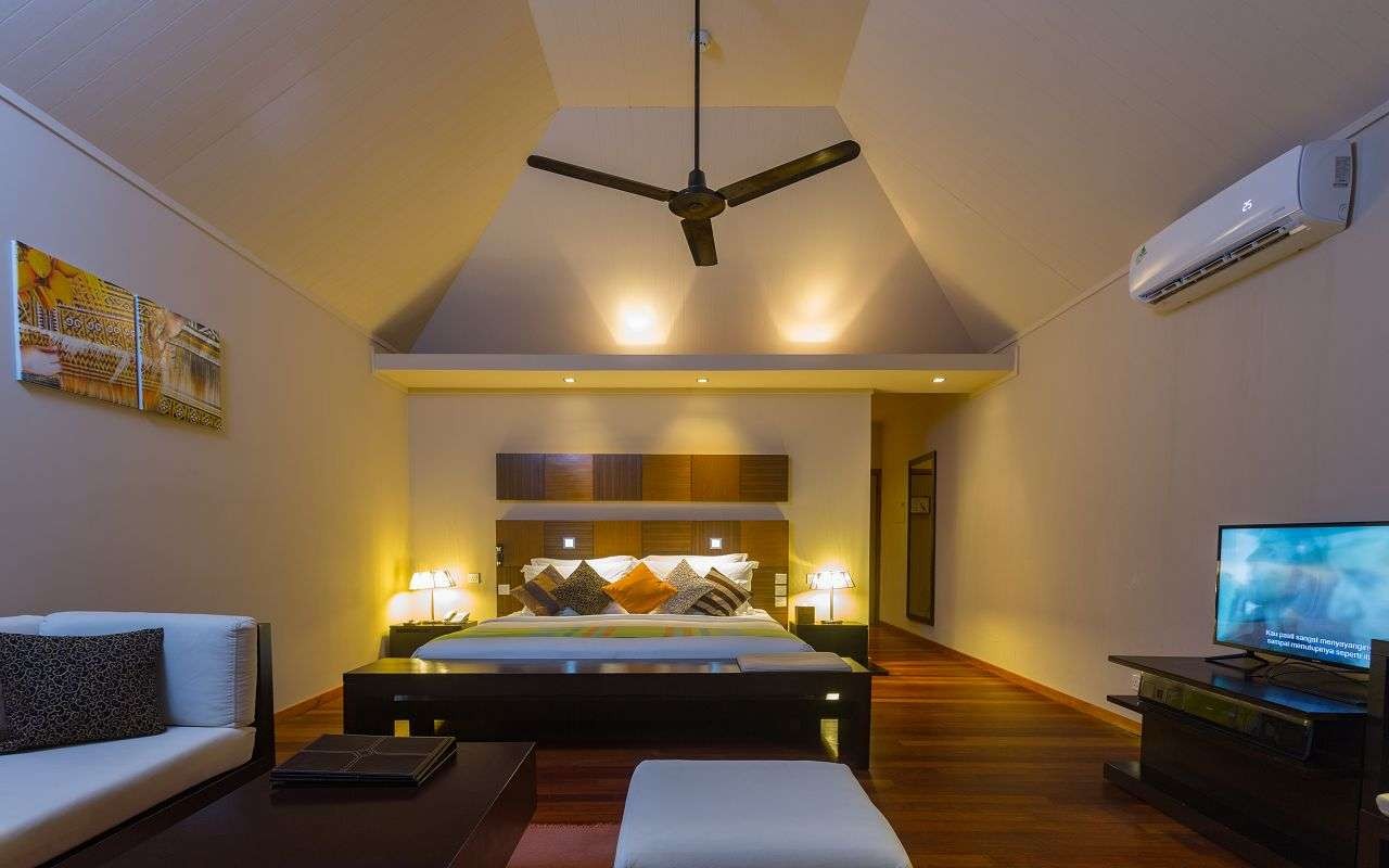 Sunset Jacuzzi Beach Villa, Veligandu Island Resort 5*
