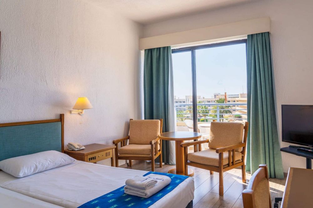 Twin Hotel Room, Paphos Gardens Hotel 3*