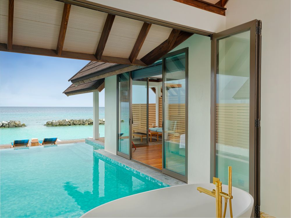 Semi-Ocean Pool Suite, Meyyafushi Maldives 5*