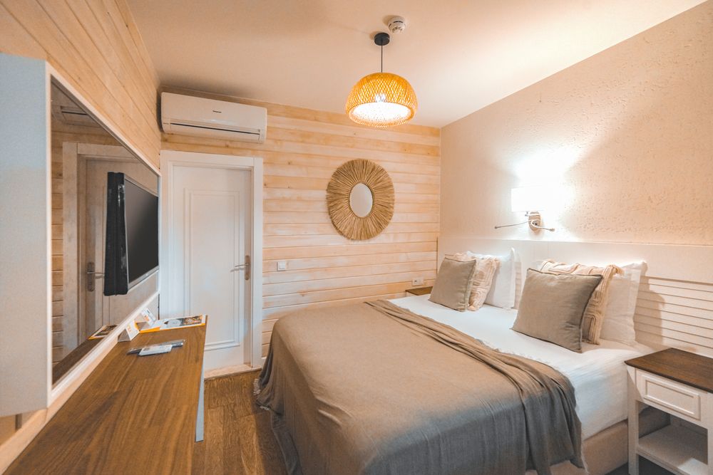 Kumquat Room, Kimera Lounge Hotel 