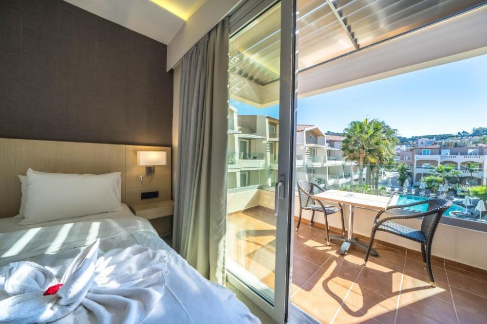 Superior 1 Bedroom Apartment GV/PV, Marika Hotel 4*