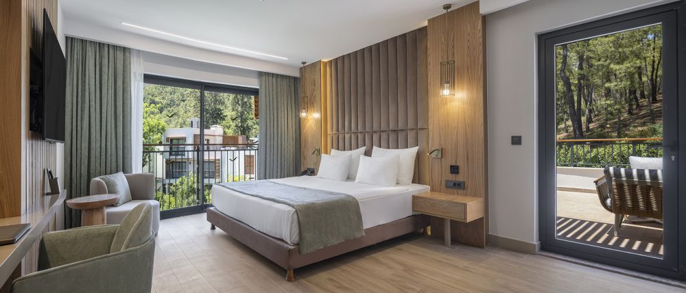 Jacuzzi Terrace Room, Movenpick Resort Antalya Tekirova (Ex. Royal Diwa Tekirova Resort) 5*