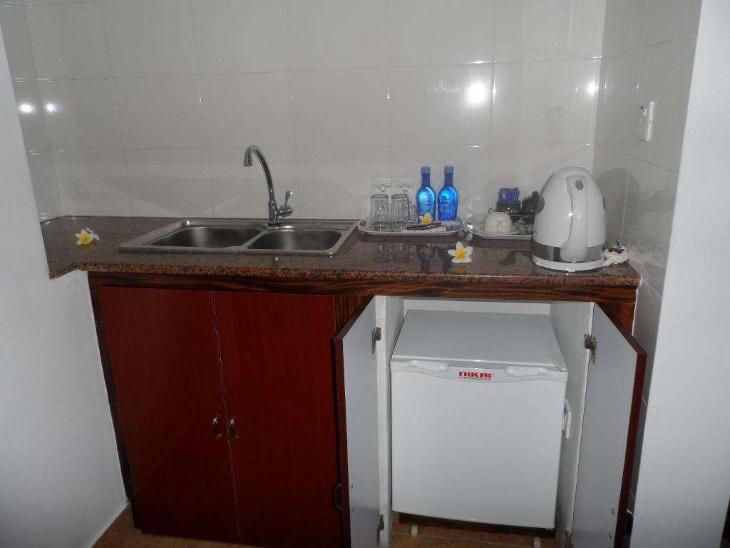 Standard, Diver’s Lodge Guest House 2*