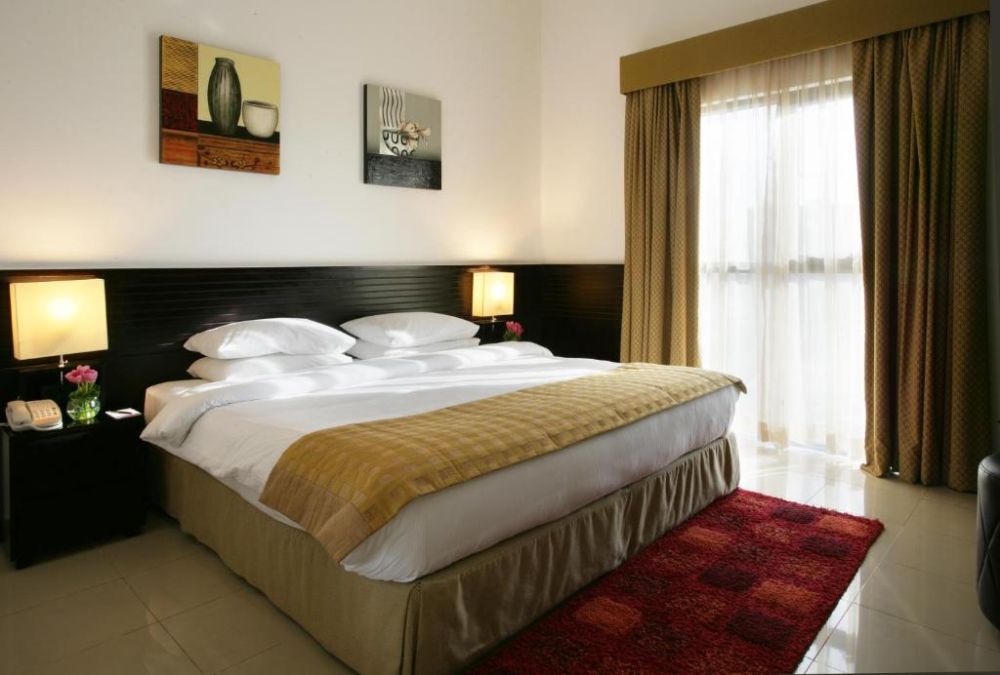 One Bedroom Suite, Ramada Hotel & Suites Ajman 4*
