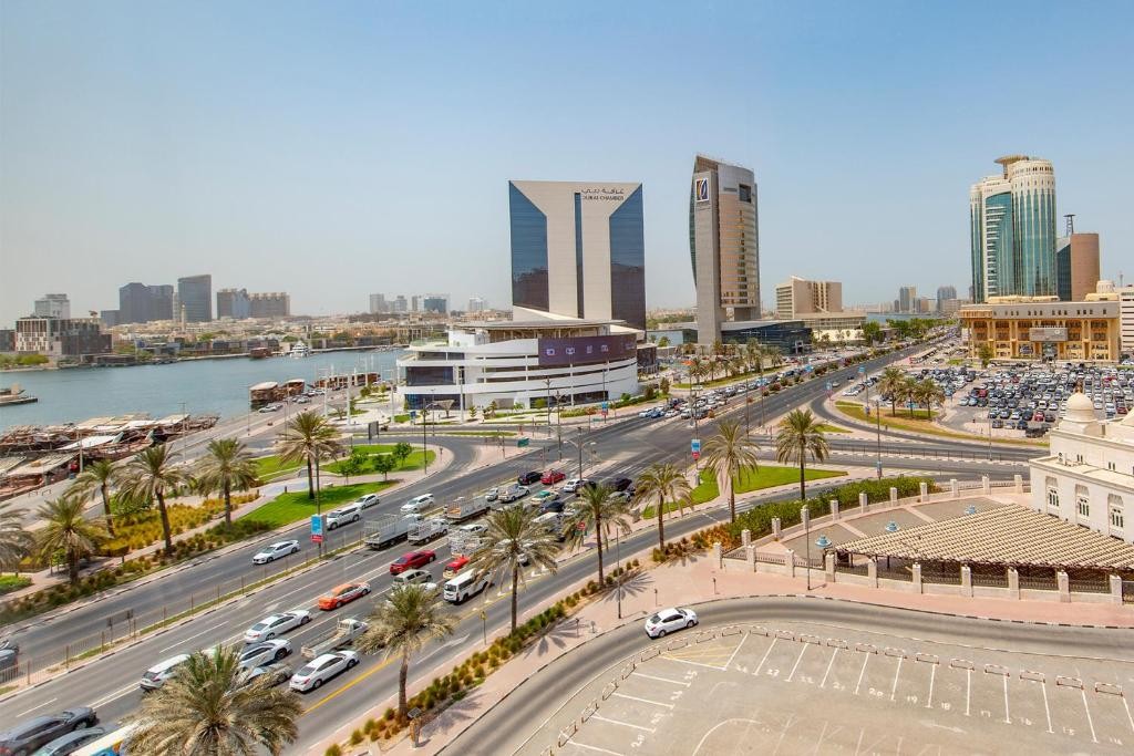 Deluxe Creek View Room, Mövenpick Dubai Creek (ex. Golden Sands Hotel Creek) 5*