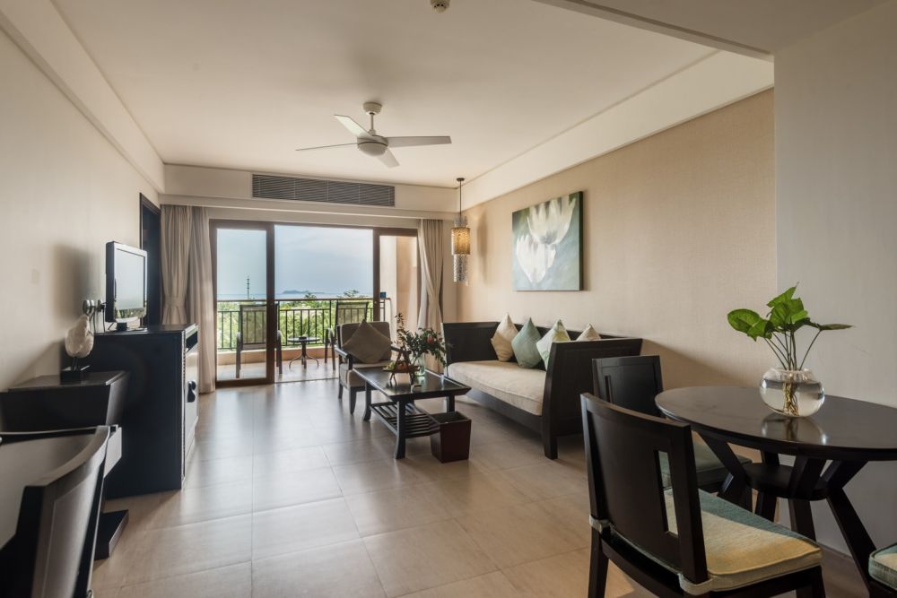 Premier Seaview Suite, Howard Johnson Resort Sanya Bay 5*