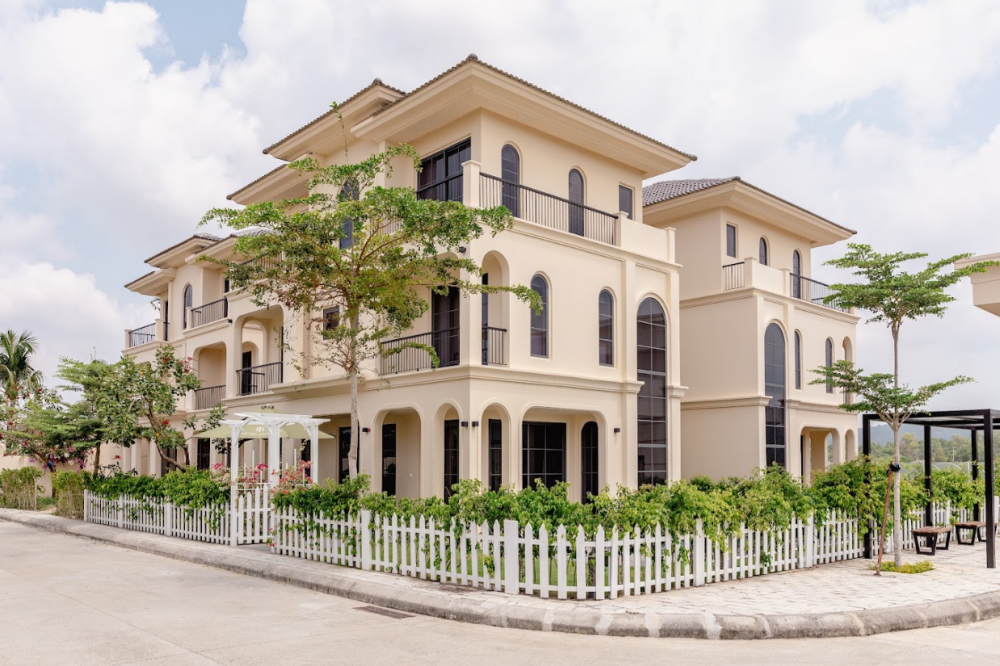 4 Bedroom Villa with a Private Pool, The Residence Resort & Villas Phu Quoc 4*