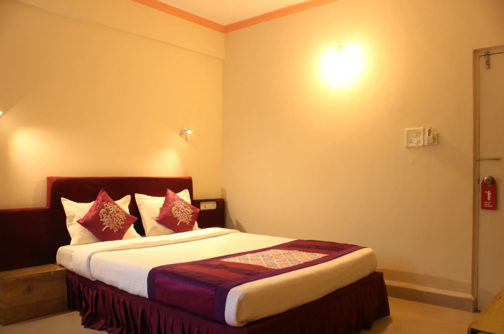 Standard AC, Manvin`s Inn 2+