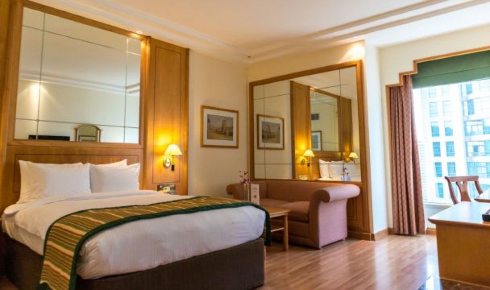 Club Room, Millennium Downtown Abu Dhabi (ex.Millennium Plaza Abu Dhabi) 4*
