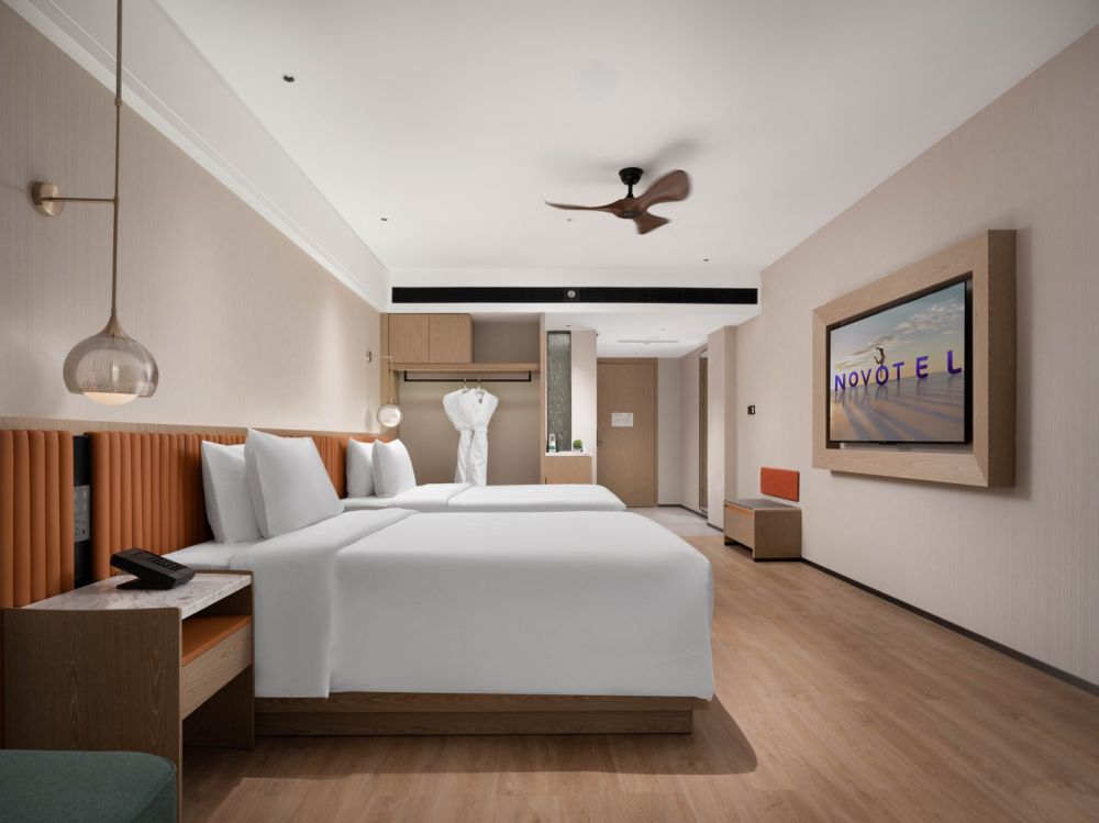 Standard King Room, Novotel Sanya Bay Yatai 5*