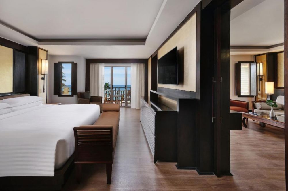1 Bedroom Suite Ocean View, Phuket Marriott Resort & Spa Merlin Beach 5*