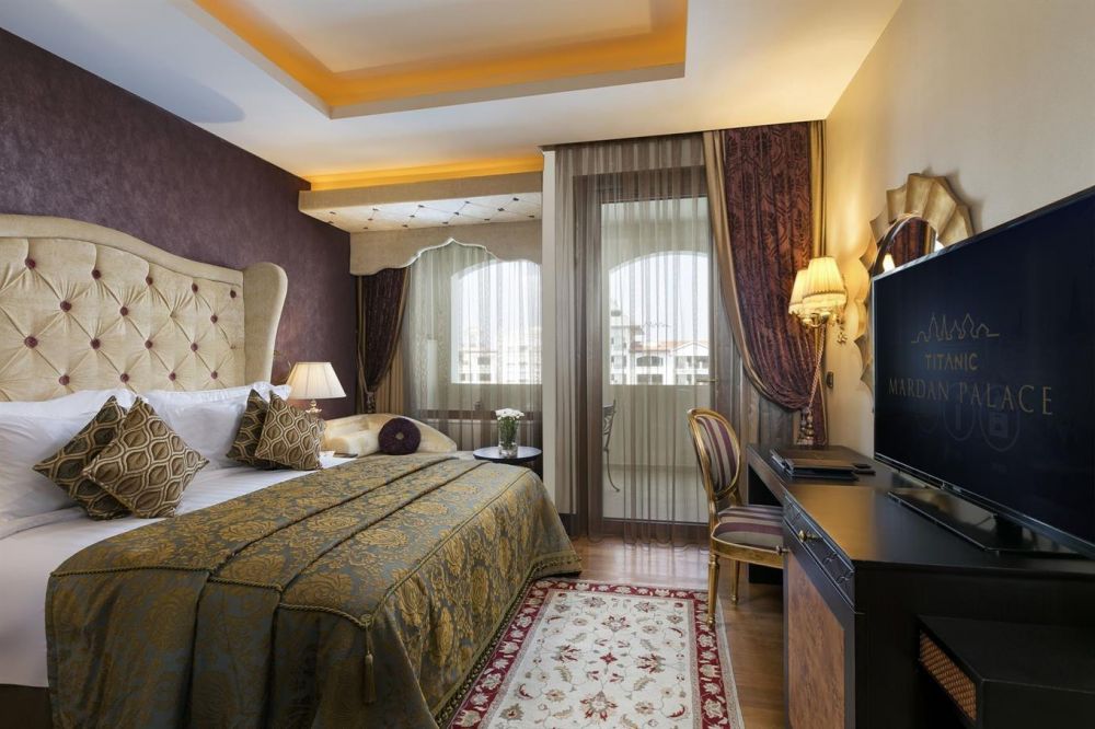Classic Room, Titanic Mardan Palace 5*