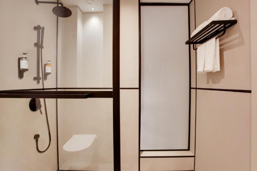 Junior Suite, The District Hotel (ex. Lemon Tree Hotel Dubai) 4*